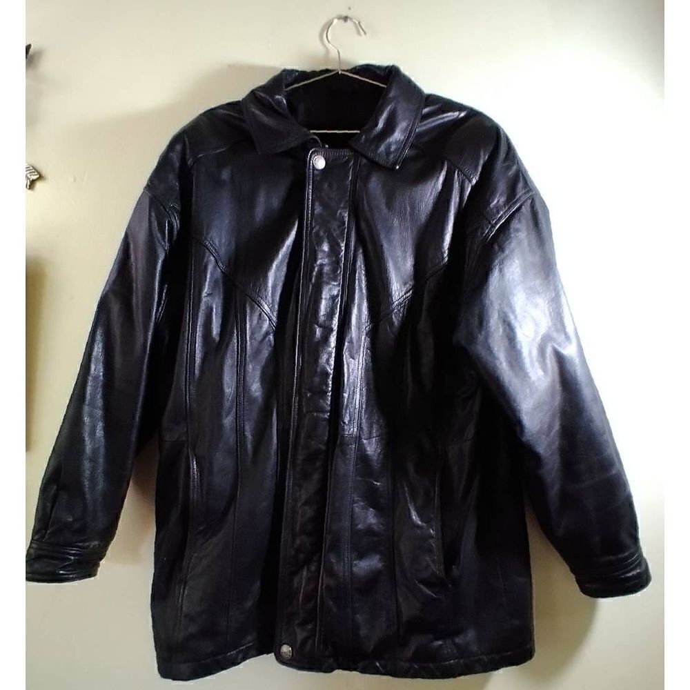 Wilson's Leather Coat Size Medium Black Bottom Button Need Fix